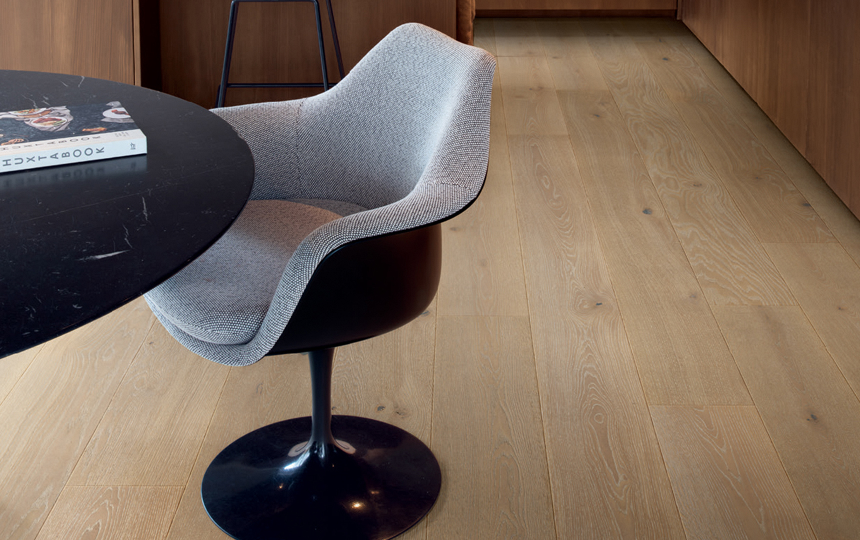 51漫画在线观看实木复合地板：家是安放身心的港湾 图片18